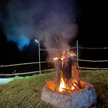 Hotel Jush Native And Glamping Dauis Exteriér fotografie