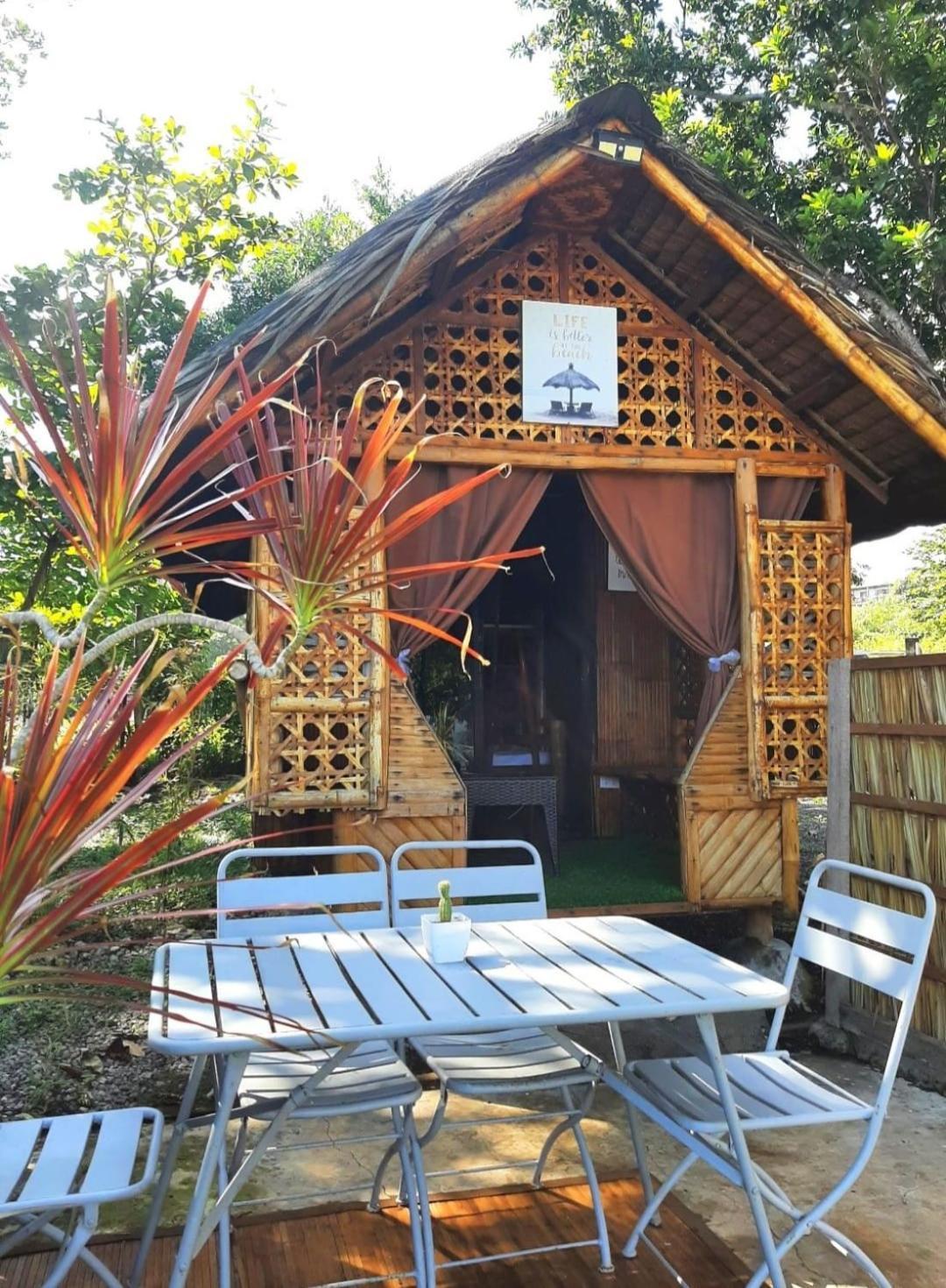 Hotel Jush Native And Glamping Dauis Exteriér fotografie